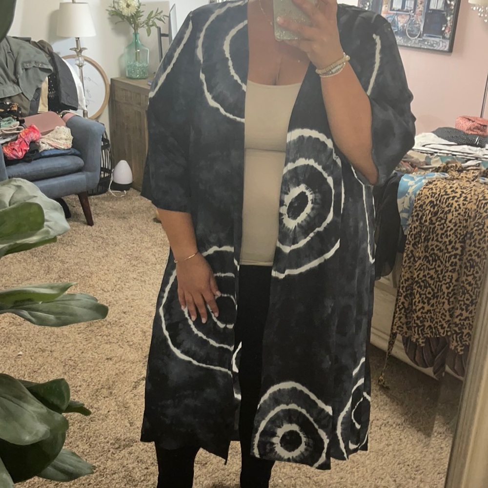Tie dye duster with lace detail 2x